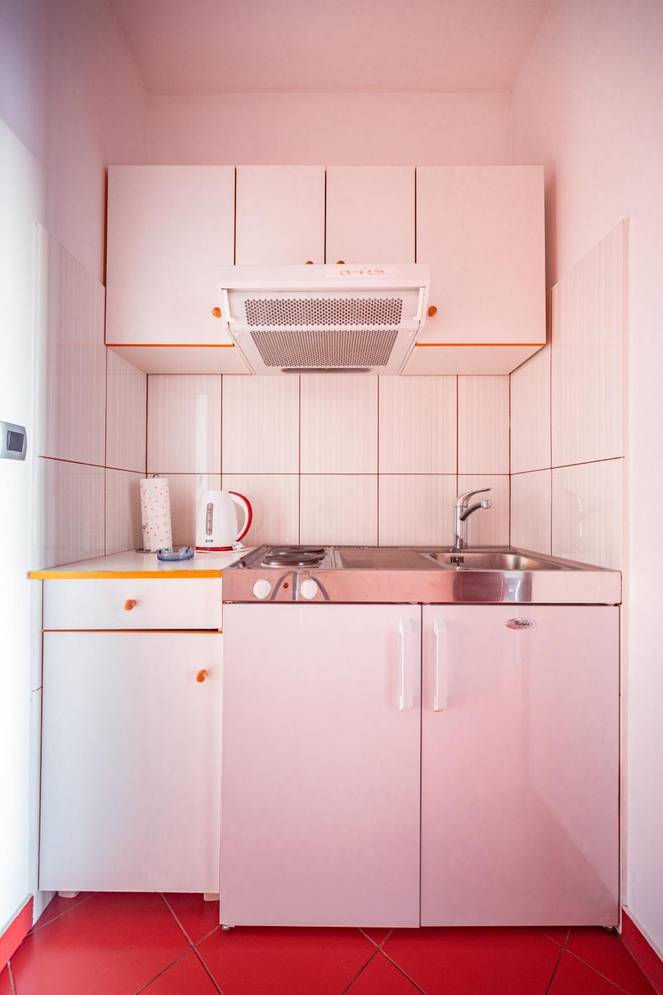 Apartmani Baki Podstrana Exterior photo